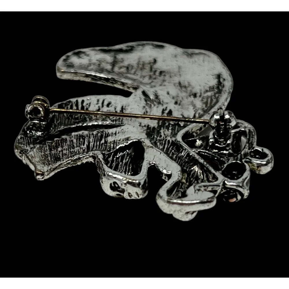 N/A angel brooch
